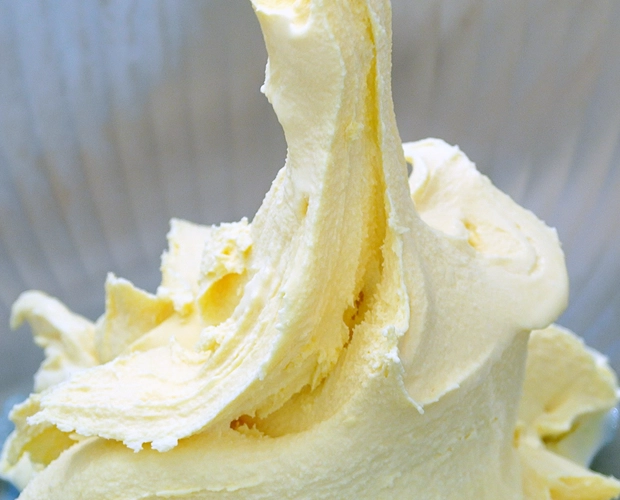 That Sunday Morning Bake Show - Buttermilk Ice Cream Base Recipe