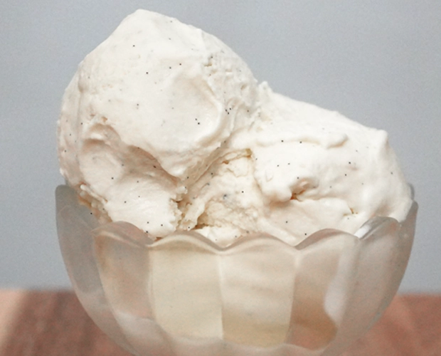That Sunday Morning Bake Show - The Ultimate Vanilla Bean Ice Cream Recipe